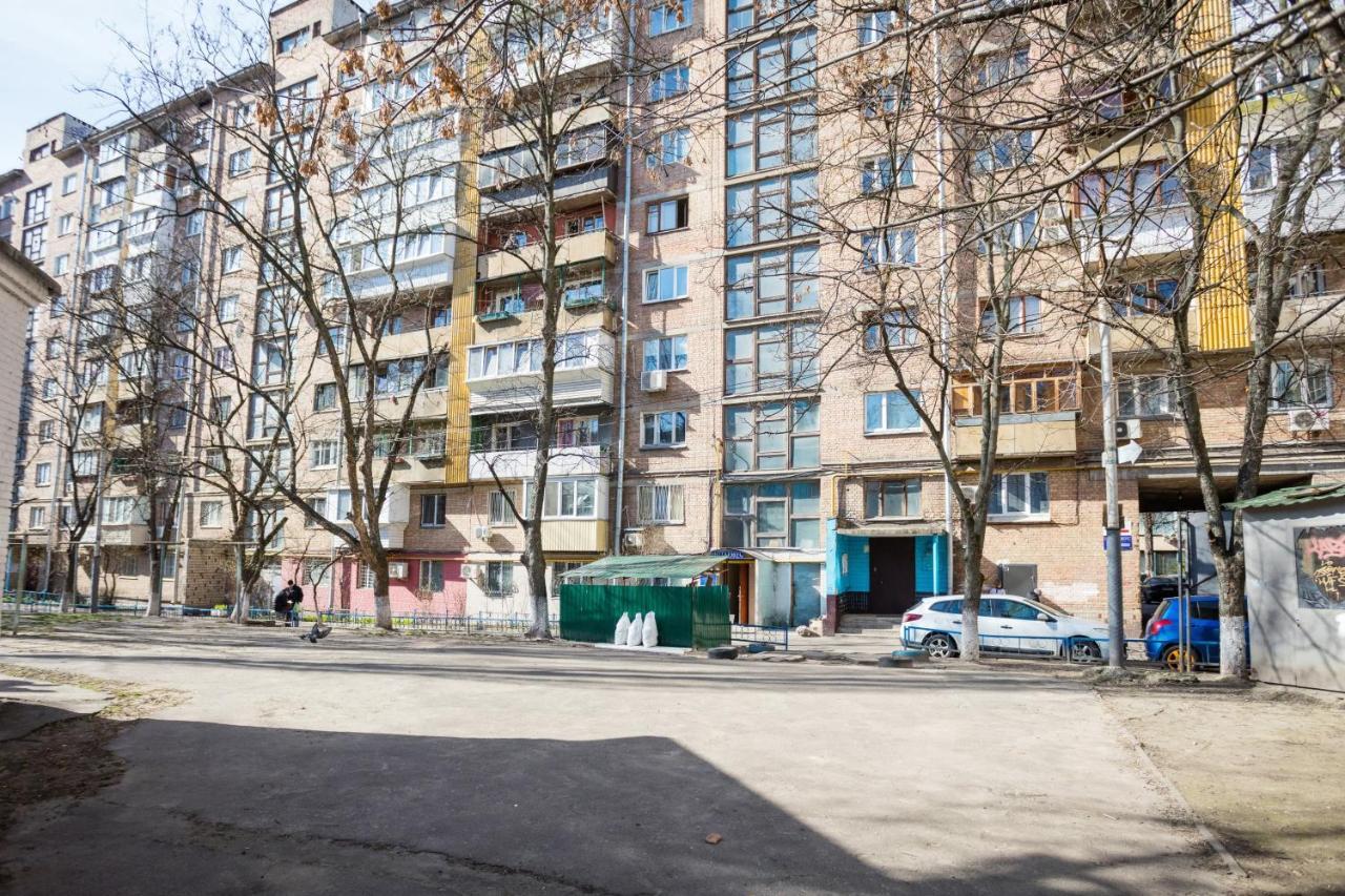 קייב Apartment Near Metro Pecherskaya מראה חיצוני תמונה